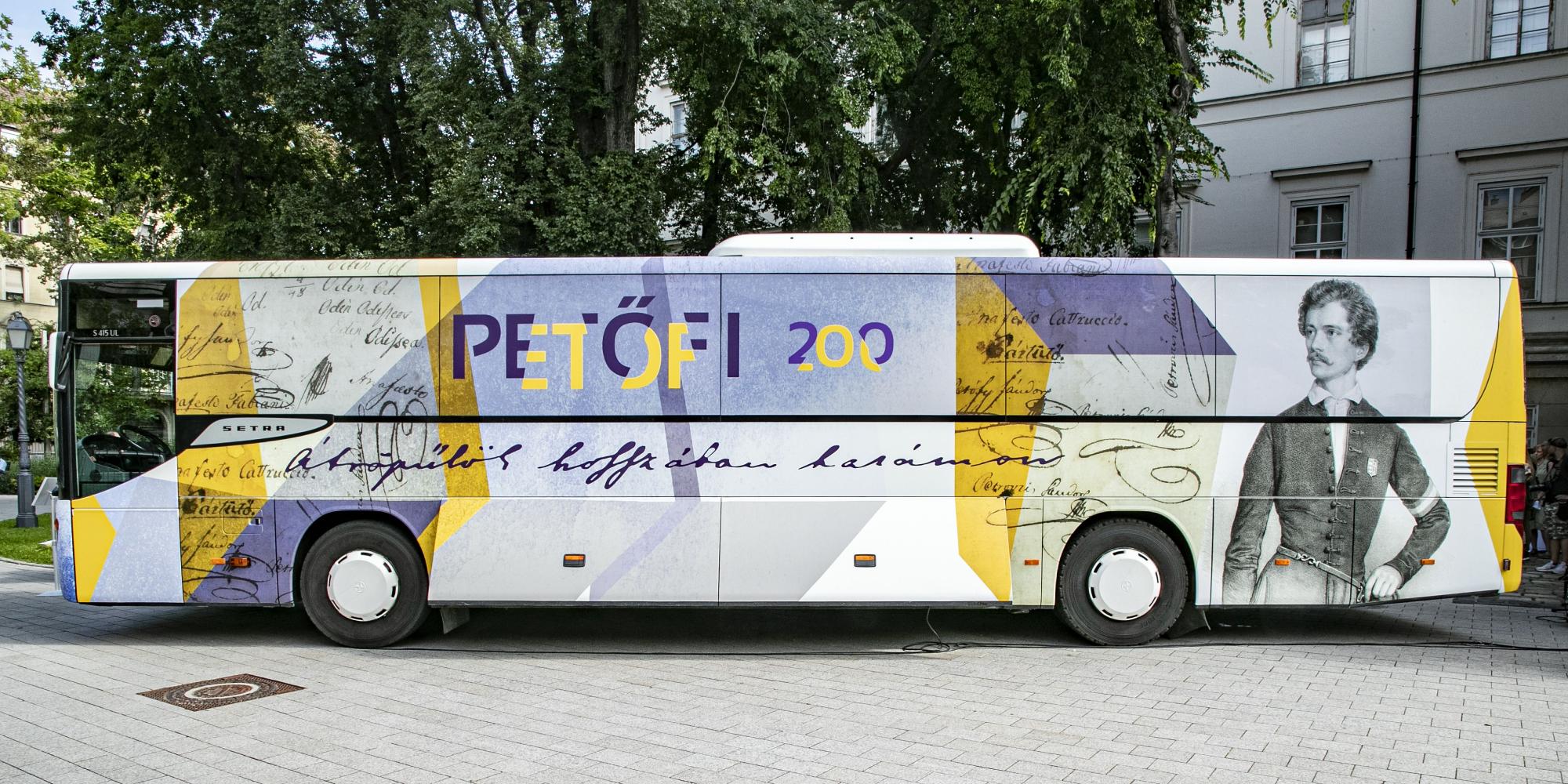 Petőfi-busz sajtótájékoztató, 2022. 08. 30.