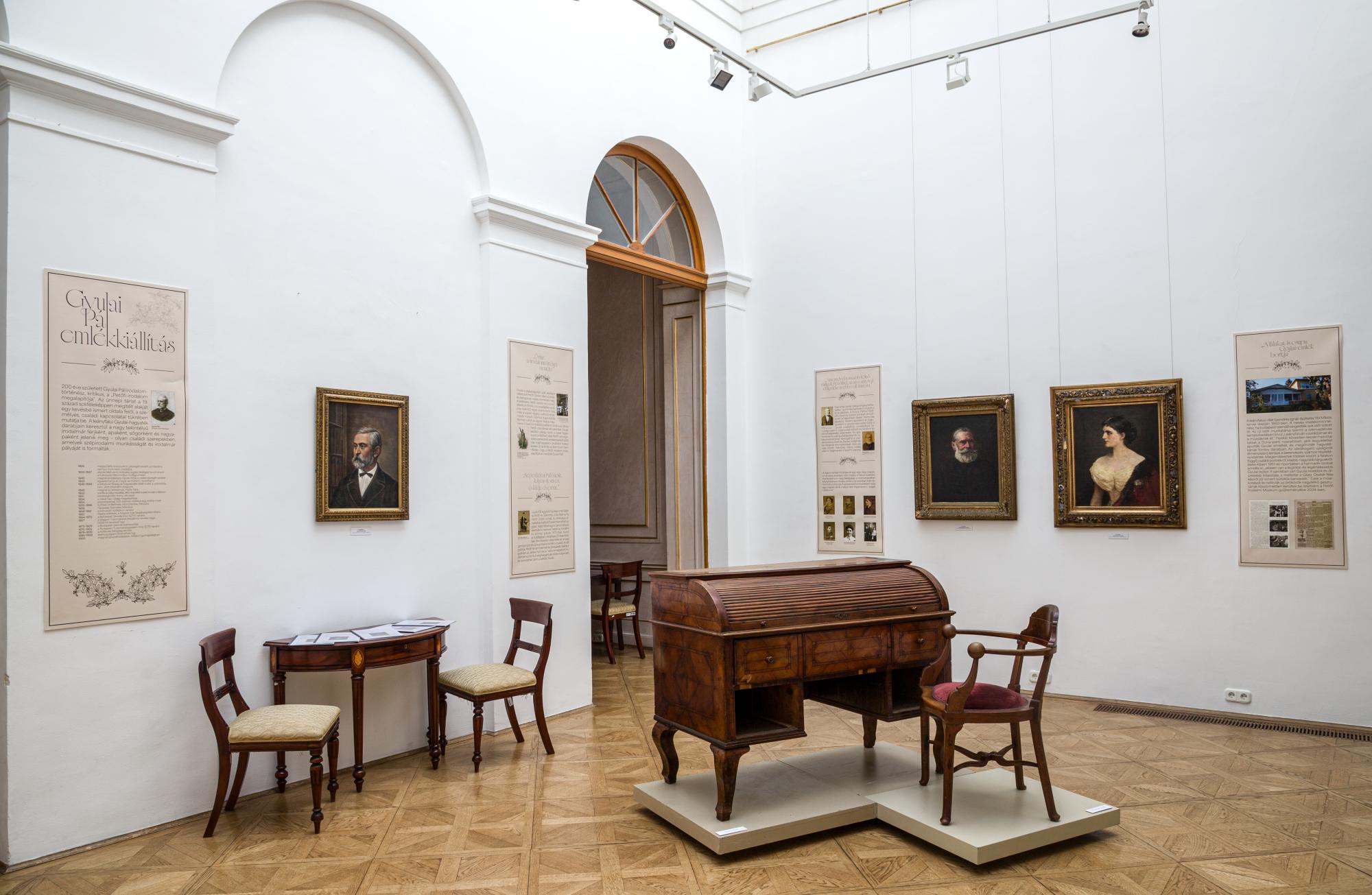 Gyulai Pál-kiállítás 01