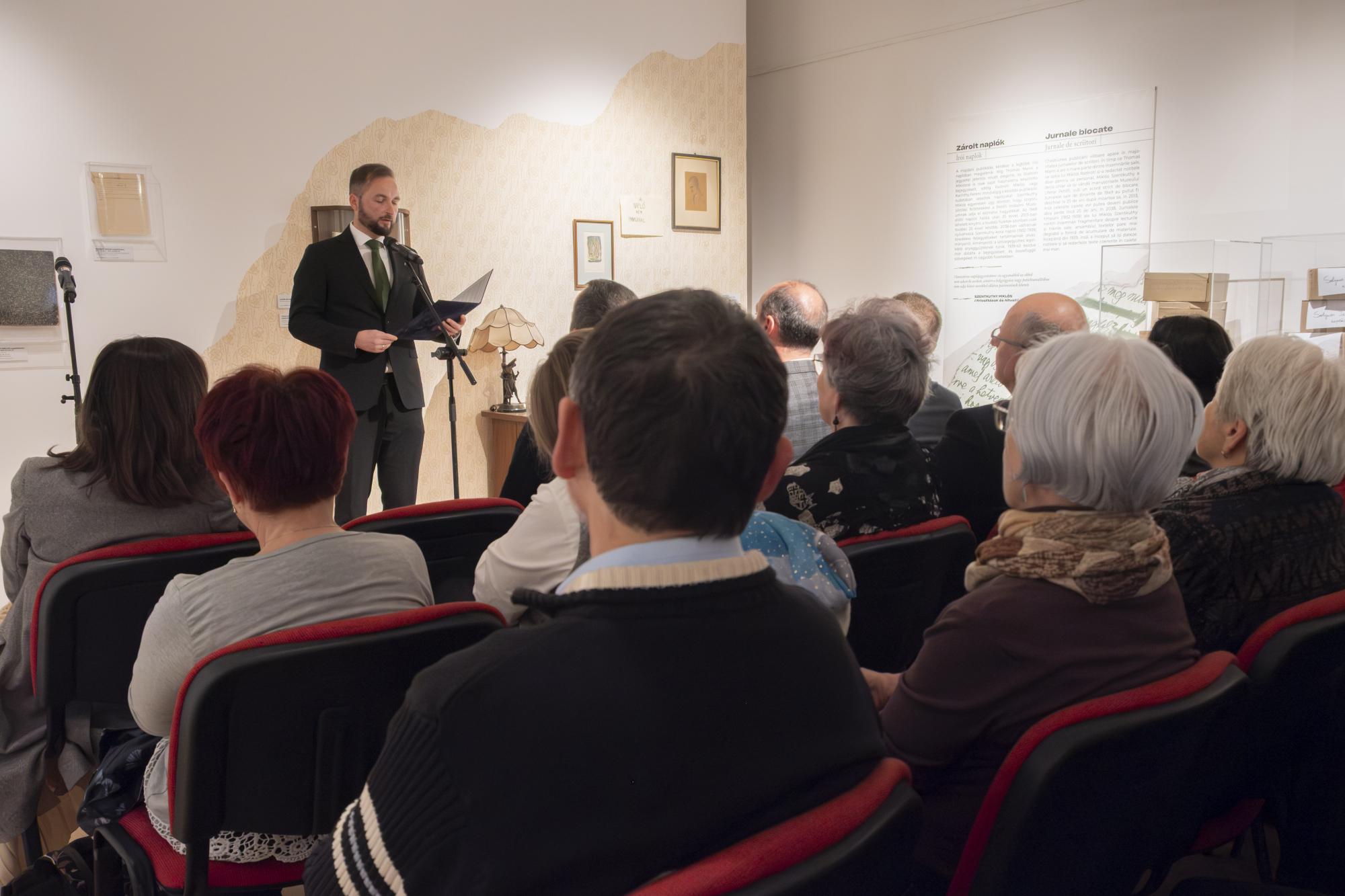 Halálom esetén elégetendő! - Írói naplók kiállítás megnyitója a Haáz Rezső Múzeumban