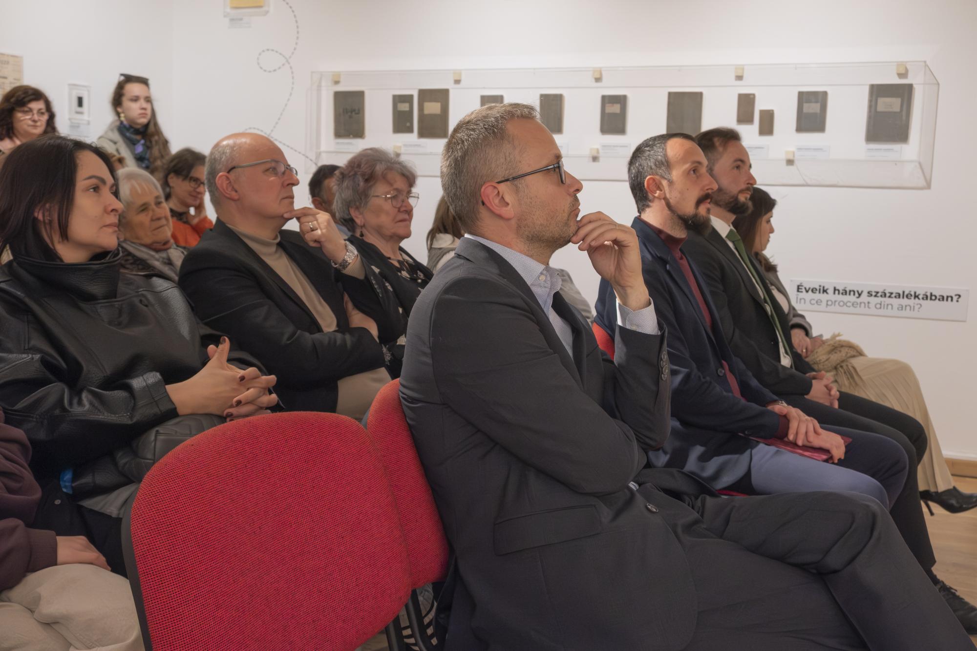 Halálom esetén elégetendő! - Írói naplók kiállítás megnyitója a Haáz Rezső Múzeumban