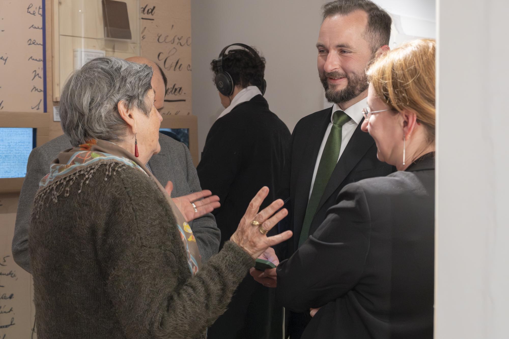 Halálom esetén elégetendő! - Írói naplók kiállítás megnyitója a Haáz Rezső Múzeumban