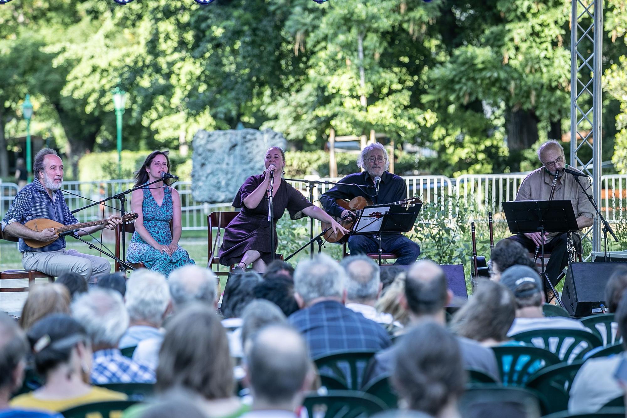 Sebő Ferenc és együttese a Múzeumok Éjszakáján a PIM Károlyi-palotában, 2025