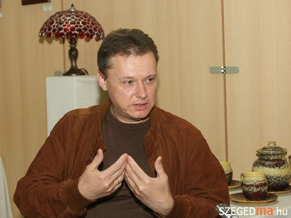Hász Róbert