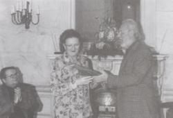 Jókai Annát köszönti 70. születésnapján a Magyar Rádióban, 2002