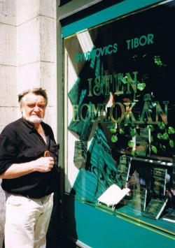 Kirakat az Isten homlokán kötet megjelenésekor, 1998