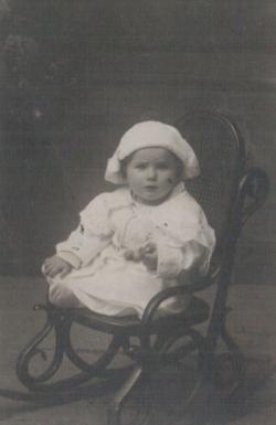 A Kálnoky Lászlóról készült első fotó, 1912?
