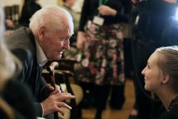 Kányádi Sándort köszöntik 88. születésnapján (2017, PIM)